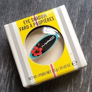 SOLD-BNIB HTF LE Mac Eyeshadow in Short Shorts